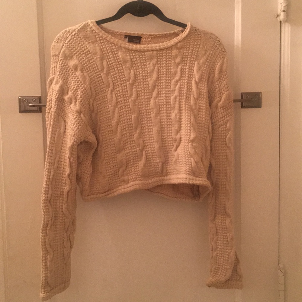 Cropped knitted sweater